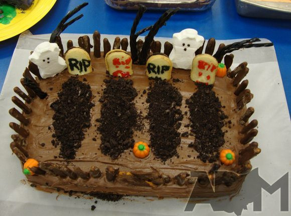 Halloween Cakes Decorations Ideas
 Halloween Cake Ideas from Scary Cake Bake Contest