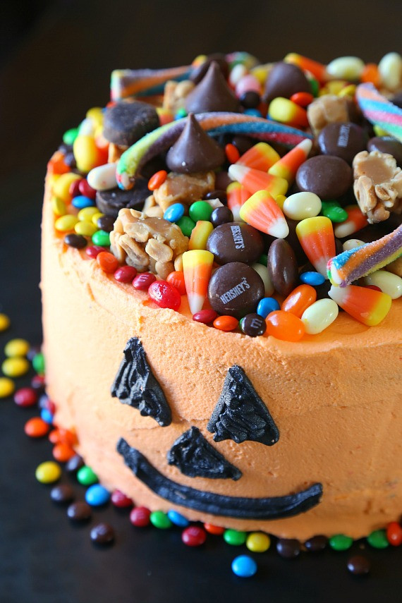 Halloween Candy Cakes
 Halloween Candy Cake Ideas & Decorations