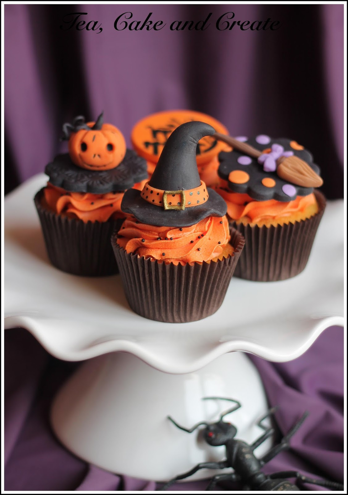 Halloween Cookies And Cupcakes
 Tea Cake & Create Halloween Cookies and Cupcakes