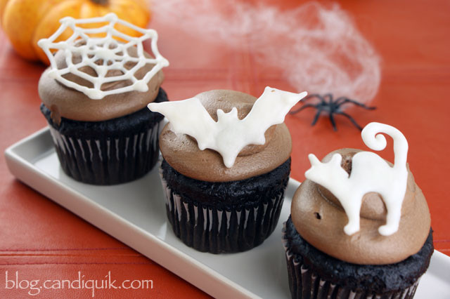 Halloween Cupcakes Toppers
 Easy DIY Halloween Cupcake Toppers