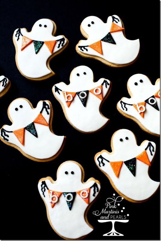 Halloween Decorated Sugar Cookies
 Best 25 Halloween cookies decorated ideas on Pinterest