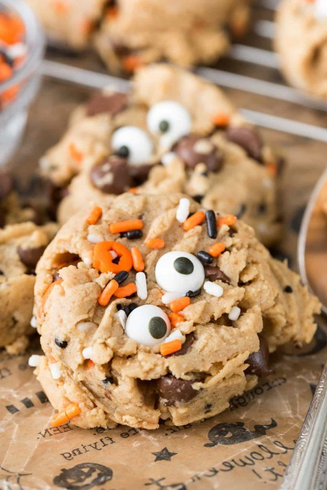 Halloween Dessert For Kids
 11 Tasty And Fun DIY Halloween Desserts For Kids Shelterness