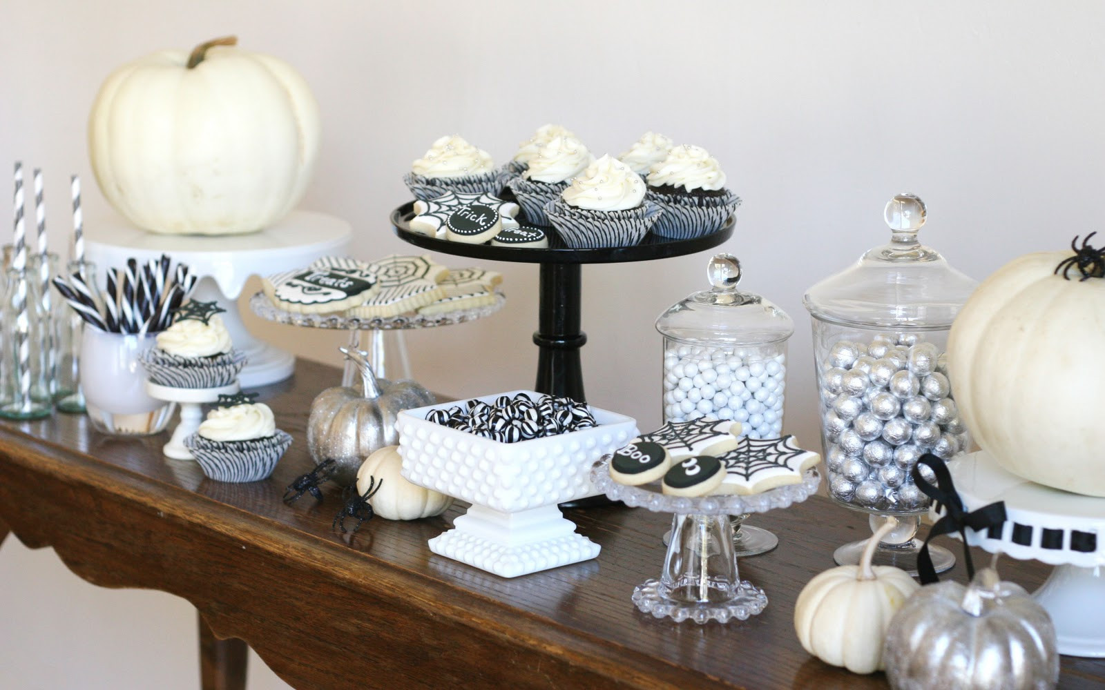 Halloween Dessert Table
 Black and White Halloween Dessert Table – Glorious Treats