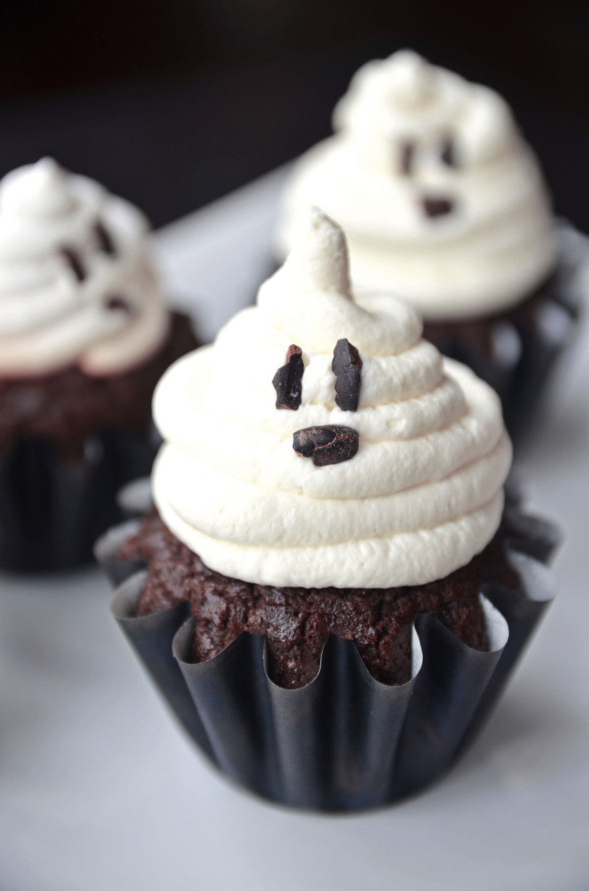 Halloween Ghost Cupcakes
 Gluten Free & Vegan Chocolate Cupcakes Fablunch