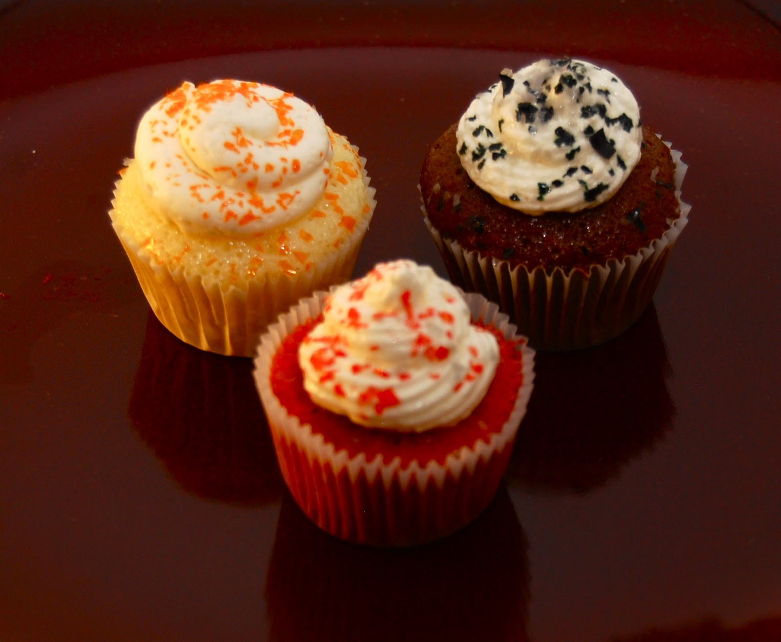 Halloween Mini Cupcakes
 Pastries by Joanna Elegant Halloween Mini Cupcakes