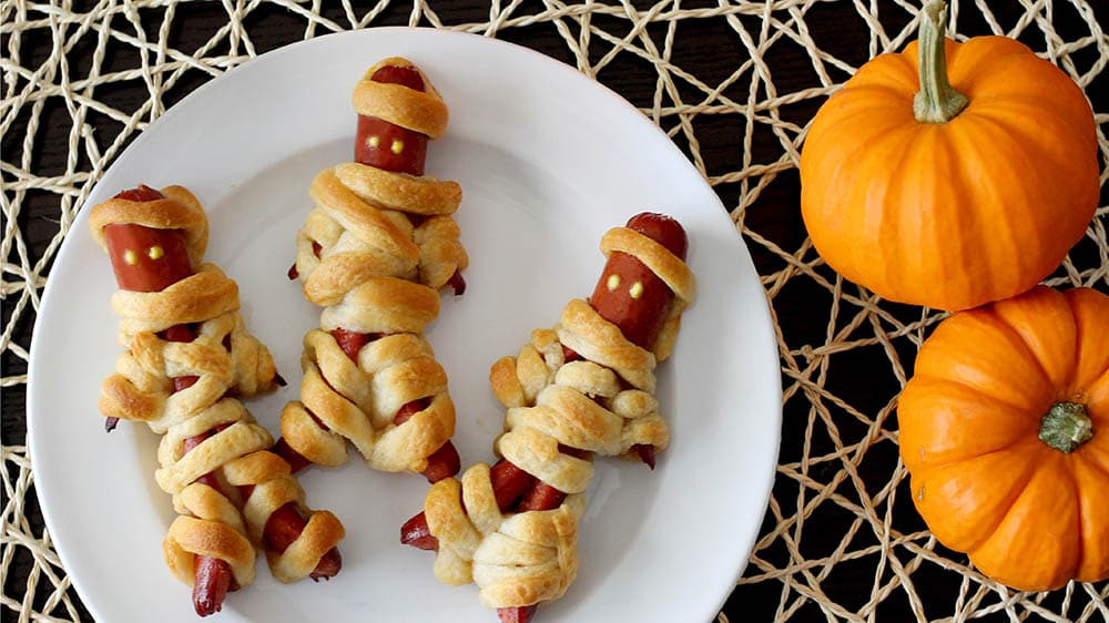 Halloween Mummy Hot Dogs
 Can You Handle the Cuteness That Is These Walking Mummy