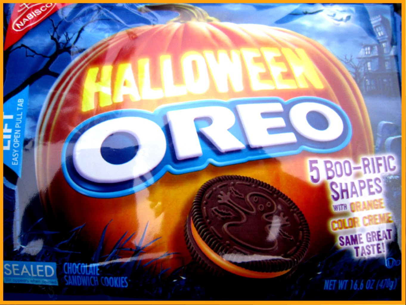 Halloween Oreo Cookies
 The Holidaze Halloween Oreo Cookies