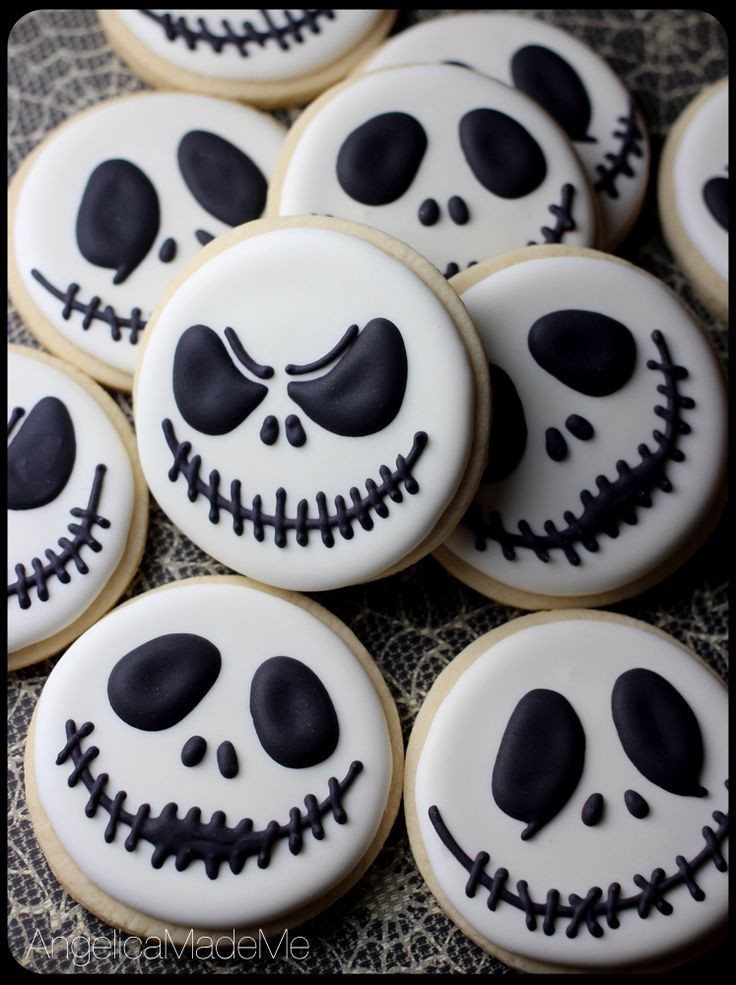 Halloween Party Cookies
 16 Tim Burton inspired treats for a nightmarish Halloween