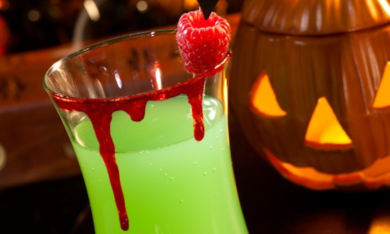 Halloween Party Drinks
 Perfectly Punchy Halloween Party Drinks