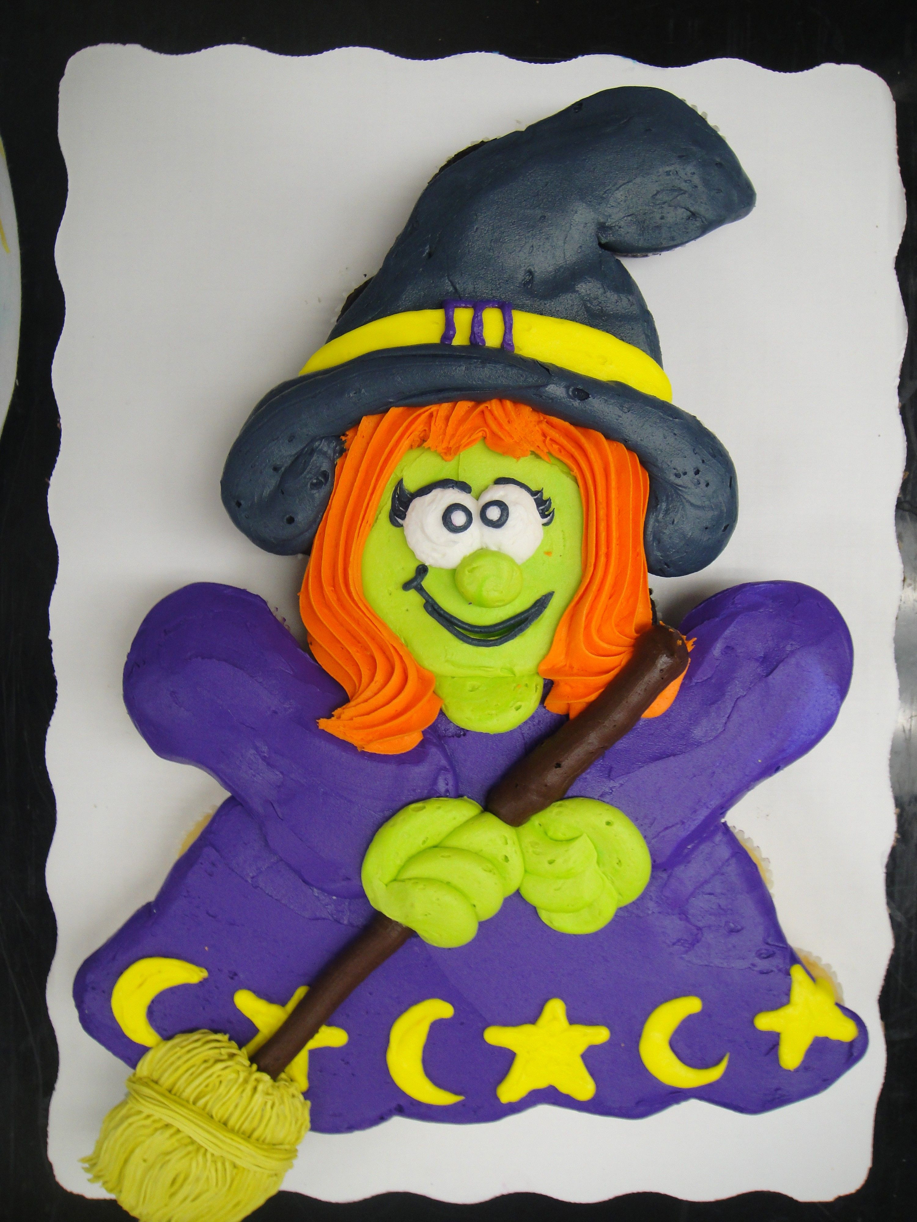 Halloween Pull Apart Cupcakes
 cute witch 24 cupcakes buttercream