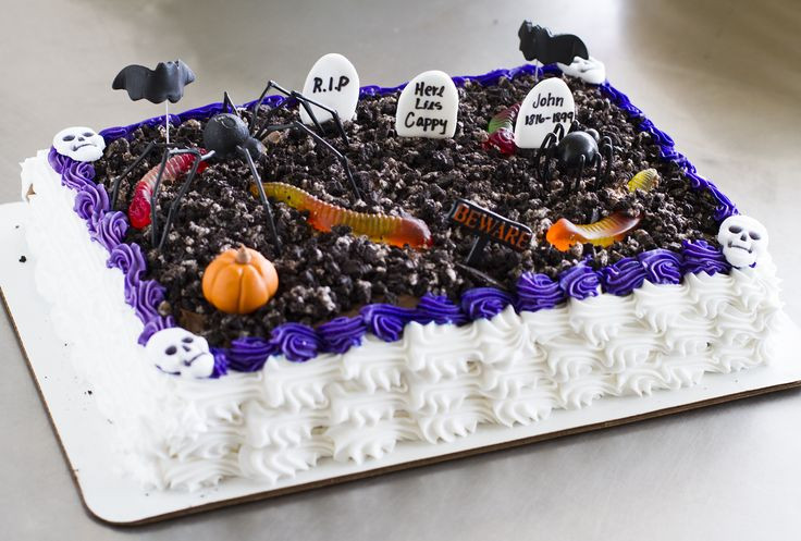 Halloween Sheet Cake
 A graveyard sheet cake with worms and spiders halloween