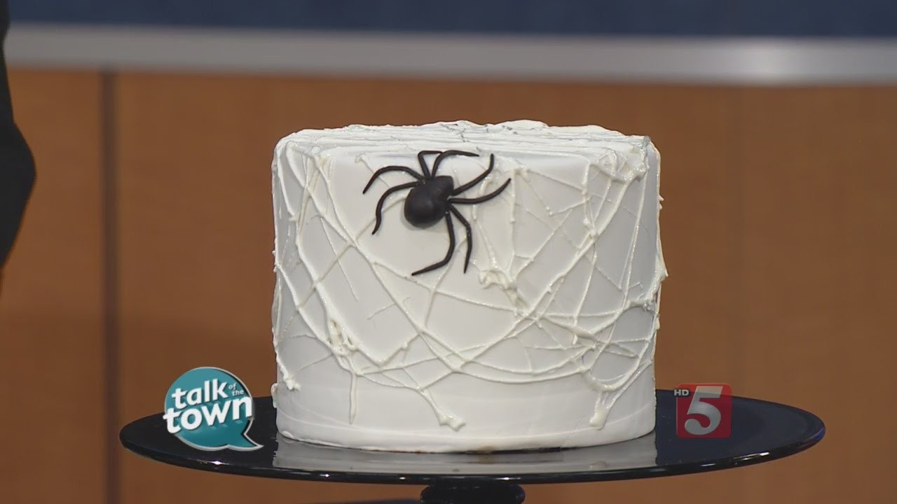 Halloween Spider Cakes
 How to Make a Halloween Spider Cake