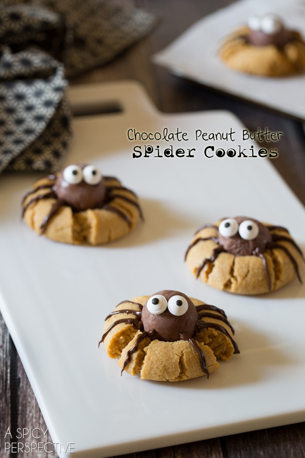 Halloween Spider Cookies
 8 Spooky Spider Halloween Ideas