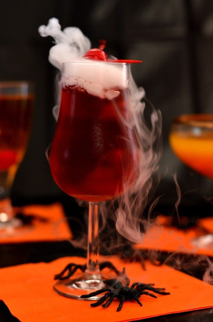Halloween Themed Alcoholic Drinks
 Best 25 Halloween drinks ideas on Pinterest