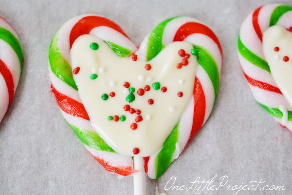Heart Candy Christmas
 How to make candy cane hearts