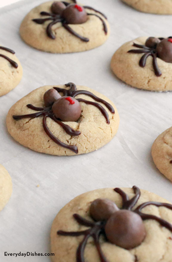 Home Made Halloween Cookies
 Easy and Fun Halloween Spider Cookies Recipe