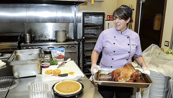 Hy Vee Thanksgiving Dinner To Go 2019
 A season to savor Hy Vee serves up meals for Thanksgiving