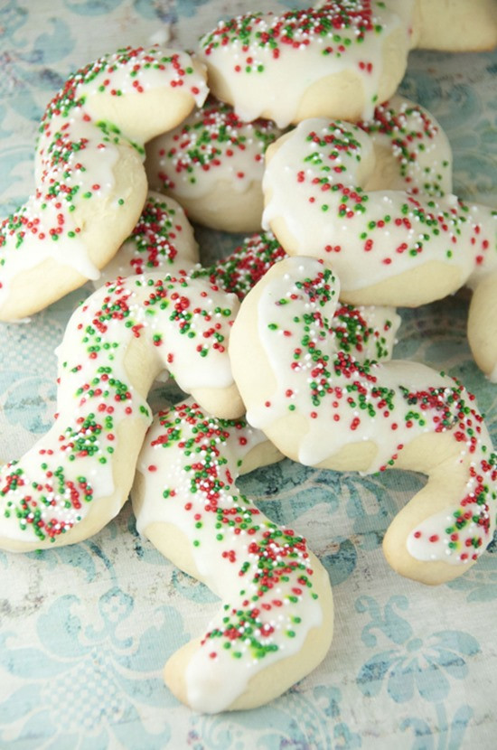 Italian Christmas Cookies Anise
 30 Plus Festive Christmas Cookie Recipes — Let s Dish Recipes