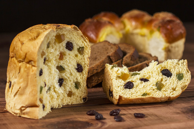 Italian Sweet Bread Loaf Made For Christmas
 Regional Christmas Dishes From Across Italy