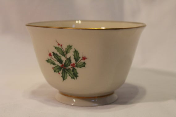 Lenox Christmas Candy Dish
 301 Moved Permanently