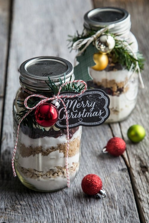 Mason Jar Christmas Cookies
 Cranberry Cookies in a Jar