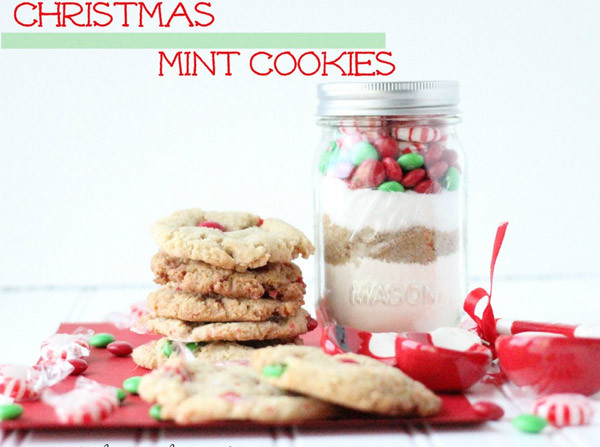 Mason Jar Christmas Cookies
 10 Christmas Cookies & Mixes in Mason Jars