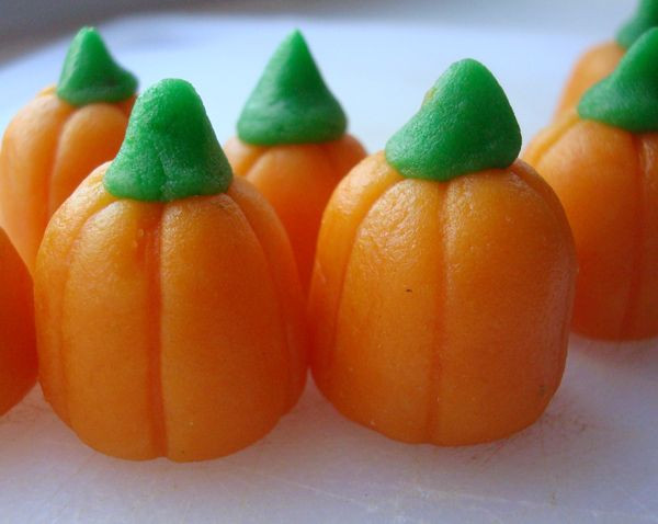 Mellowcreme Christmas Candy
 17 Best images about Candy Recipes on Pinterest