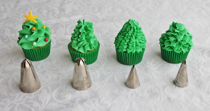 Mini Christmas Cupcakes
 Lydia Bakes Mini Christmas Tree Cupcakes