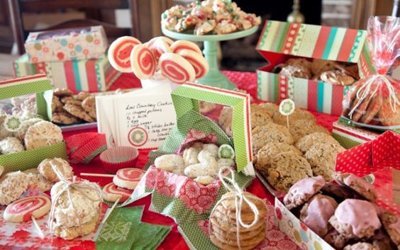 Paula Dean Christmas Cookies
 Ideas for a Christmas Cookie Party Cookie Swap from
