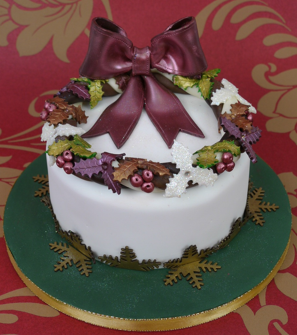 Picture Of Christmas Cakes
 Traditional Christmas Cake Paul Bradford Sugarcraft School