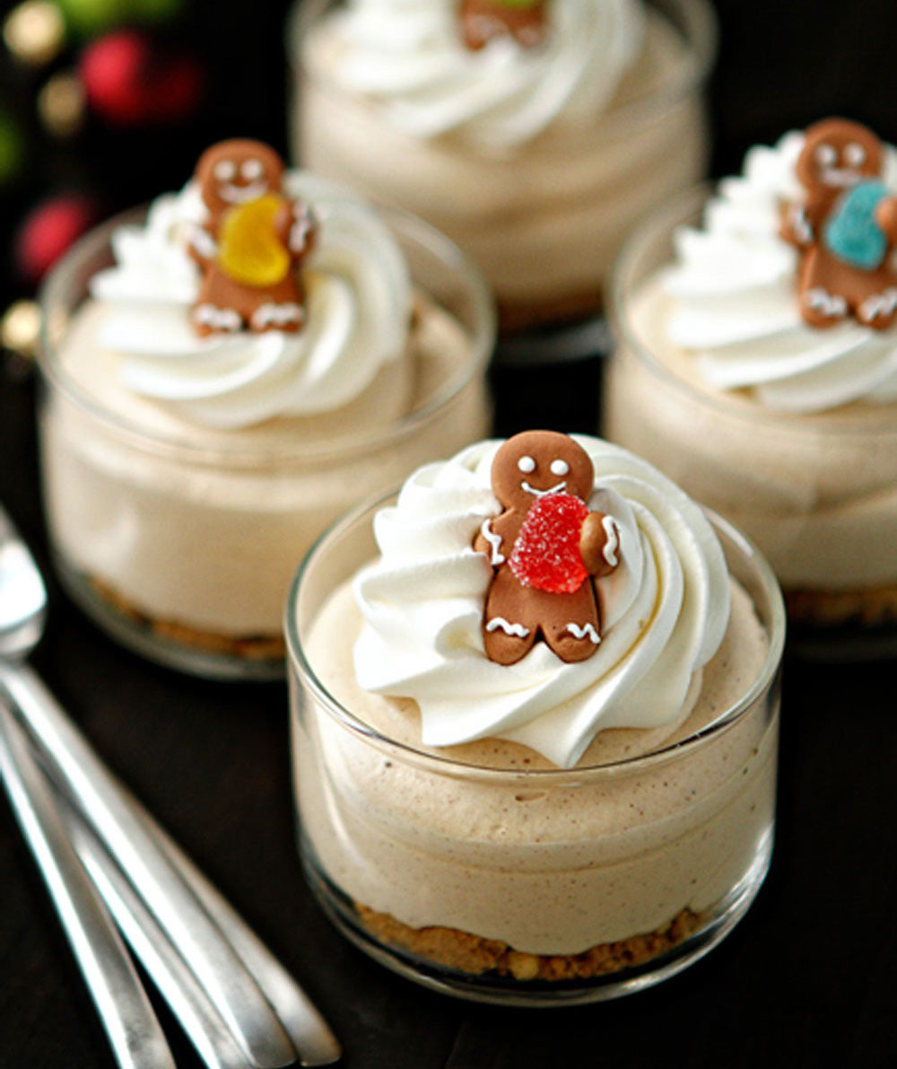 Pictures Of Christmas Desserts
 Gingerbread Oreo No Bake Mini Cheesecakes