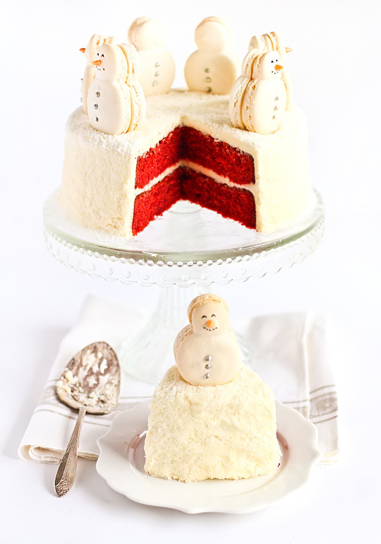 Red Velvet Christmas Cake
 raspberri cupcakes Christmas Red Velvet Snow Cake
