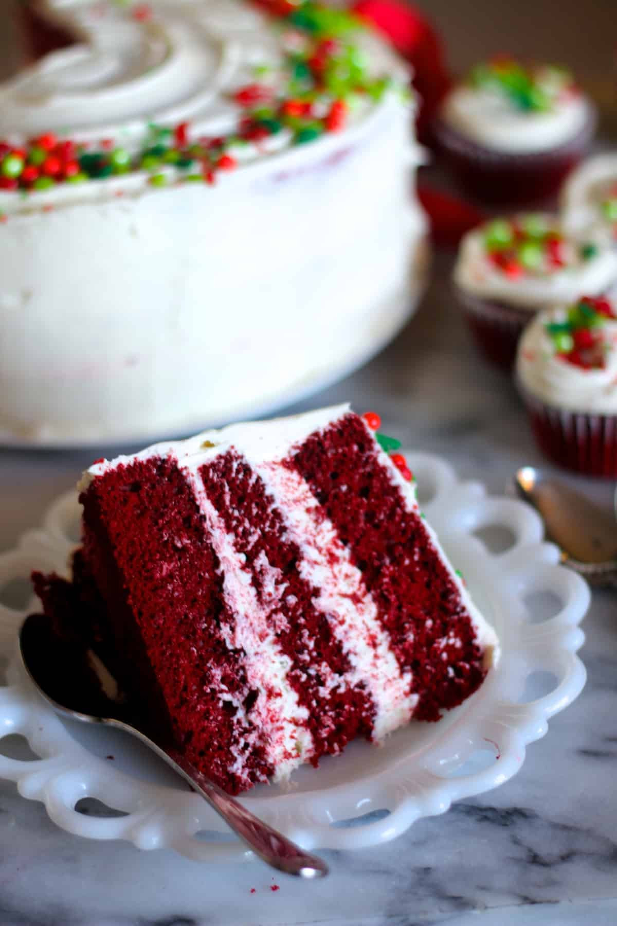 Red Velvet Christmas Cake
 Red Velvet Christmas Cake