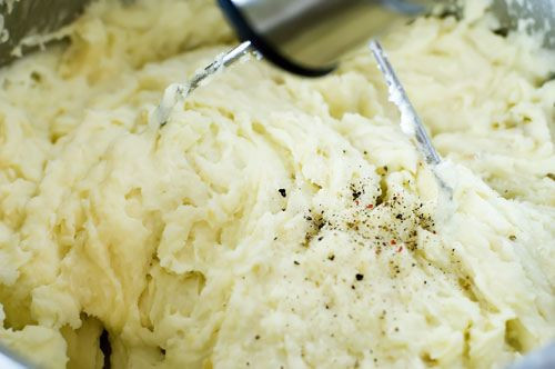 Ree Drummond Mashed Potatoes Thanksgiving
 Best 25 Cream cheese mashed potatoes ideas on Pinterest