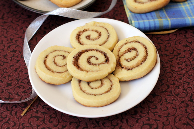 Rolled Christmas Cookies
 Cinnamon Roll Sugar Cookies Eggless Cookie Recipe