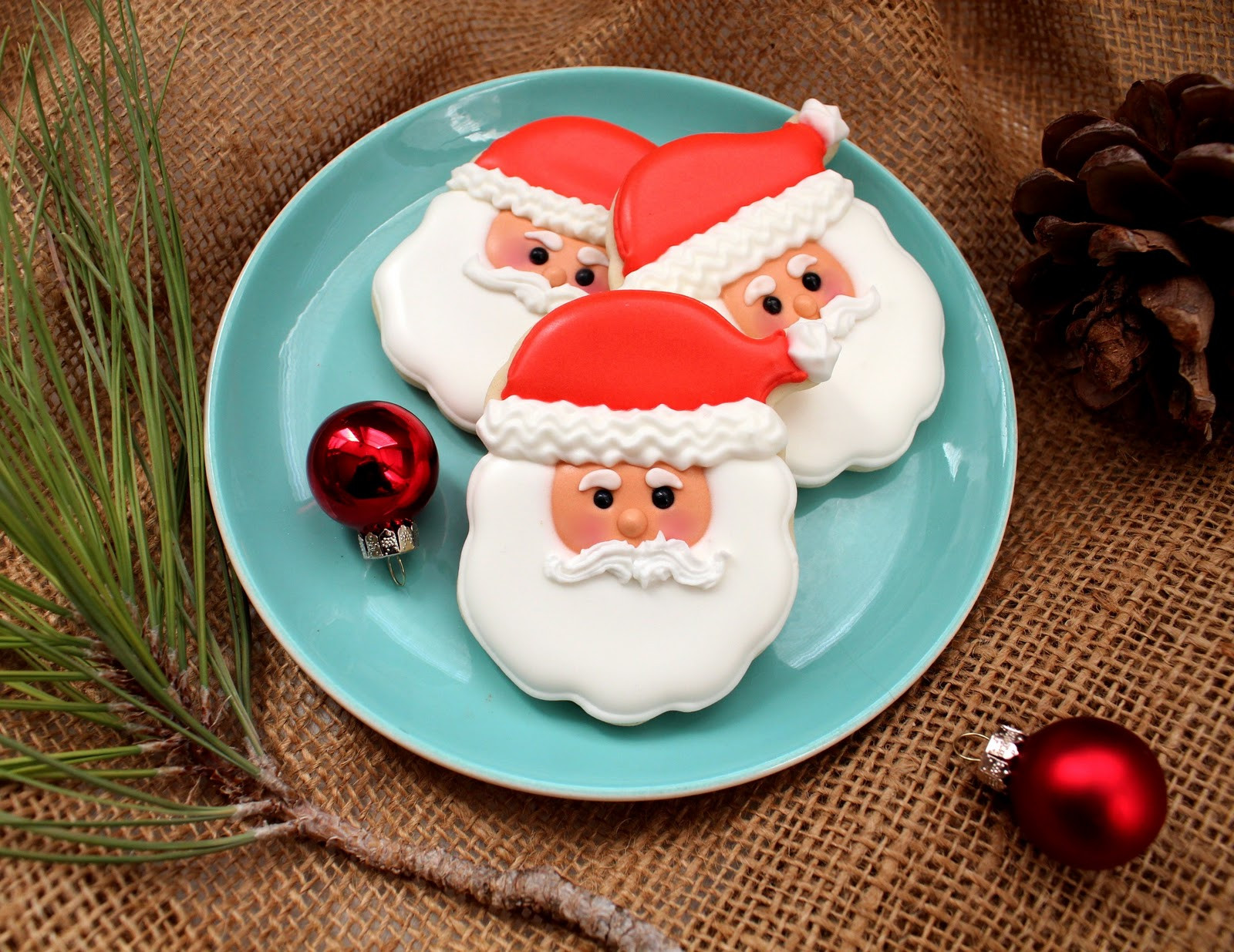 Santa Christmas Cookies
 Santa Face Cookies Recipe and Tutorial