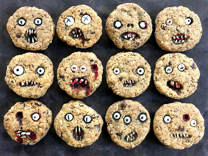 Scary Halloween Cookies
 How To Bake Halloween Cookies That Are Too Scary To Eat
