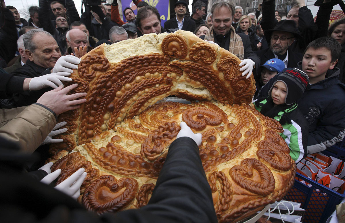 Serbian Christmas Bread
 Yuletide worldwide Holiday traditions around the world