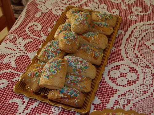 Sicilian Christmas Cookies
 Cucciddatini Sicilian Christmas Cookies