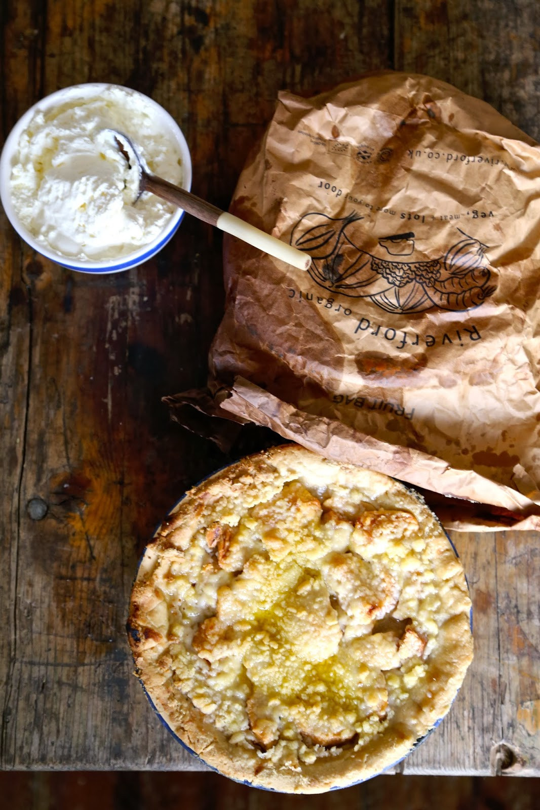 Thanksgiving Apple Pie
 Thanksgiving recipe apple pie in a paper bag