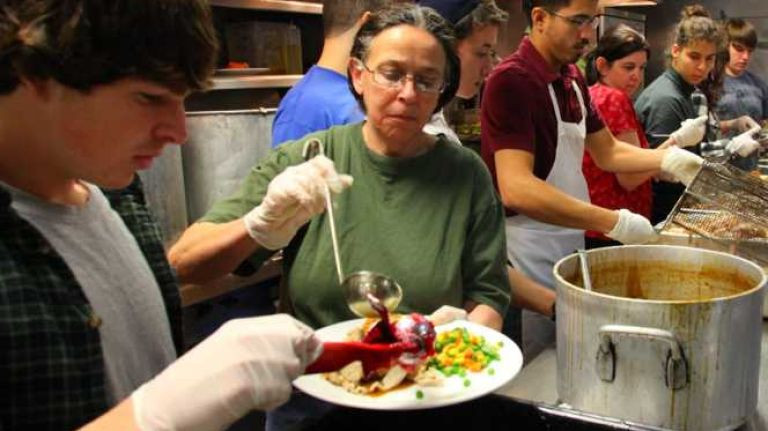 Thanksgiving Dinner Long Island 2019
 Soup kitchens serve holiday meals to needy