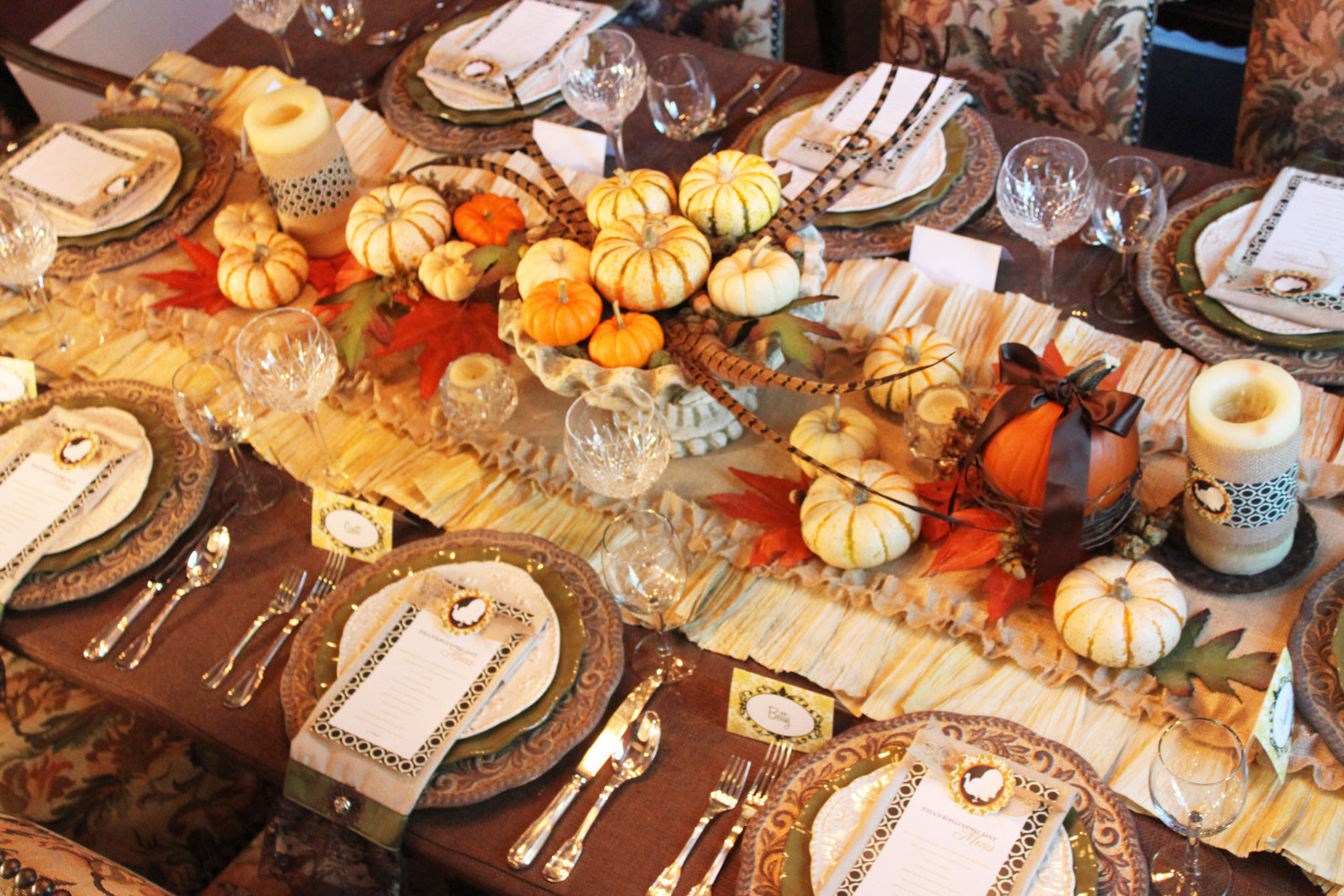 Thanksgiving Dinner Table
 Amanda s Parties To Go Thanksgiving Dinner Tablescape