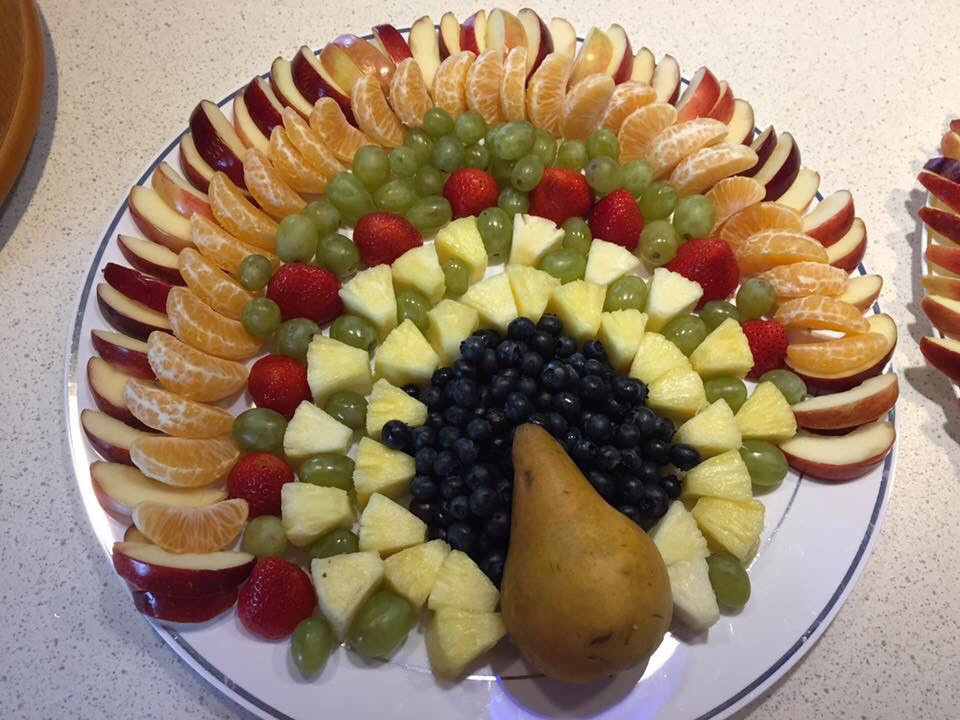 Thanksgiving Fruit Turkey
 Thanksgiving Turkey Fruit Tray