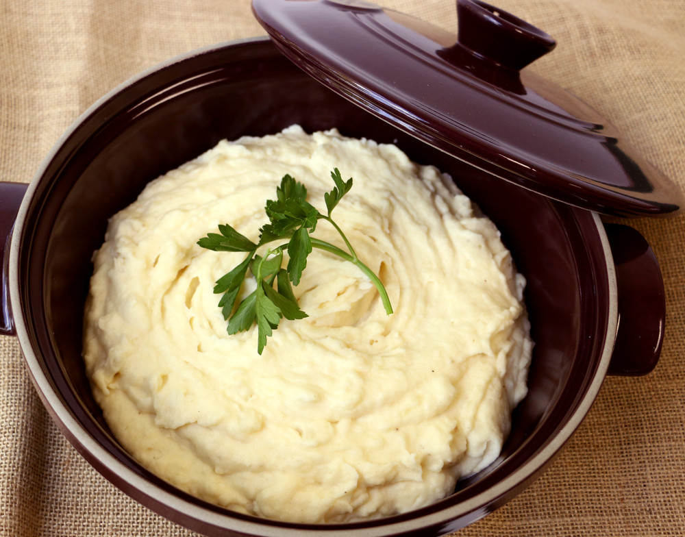 Thanksgiving Mashed Potatoes
 22 Easy Thanksgiving Recipes A Traditional Thanksgiving