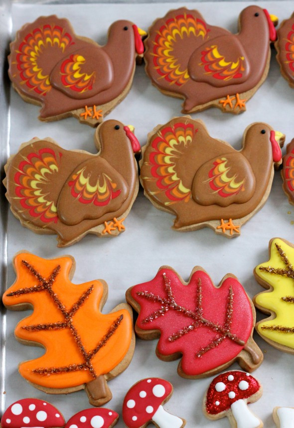 Thanksgiving Sugar Cookies
 Decorating Cookies 5 Easy Ways to Add Visual Interest