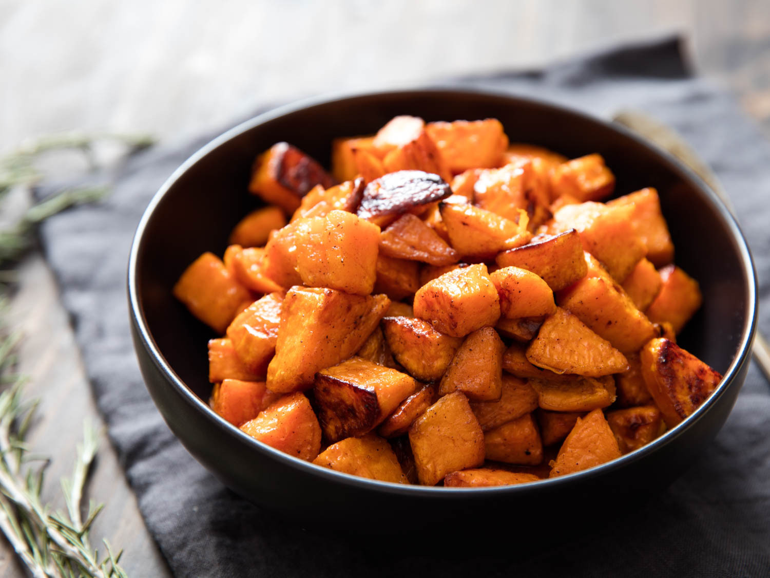Thanksgiving Sweet Potatoes Recipe
 12 Not Too Sweet Sweet Potato Recipes for Thanksgiving