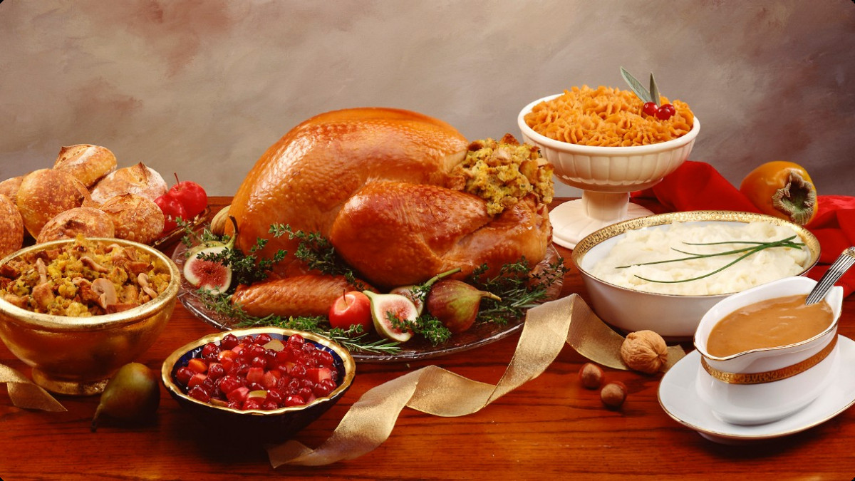 Thanksgiving Turkey Dinner Order
 Thanksgiving Dinner Courtesy of the Farmers Market