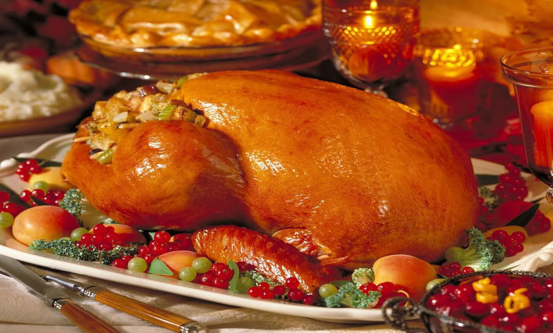 Thanksgiving Video Full Of Turkey
 Thanksgiving Roasted Turkey