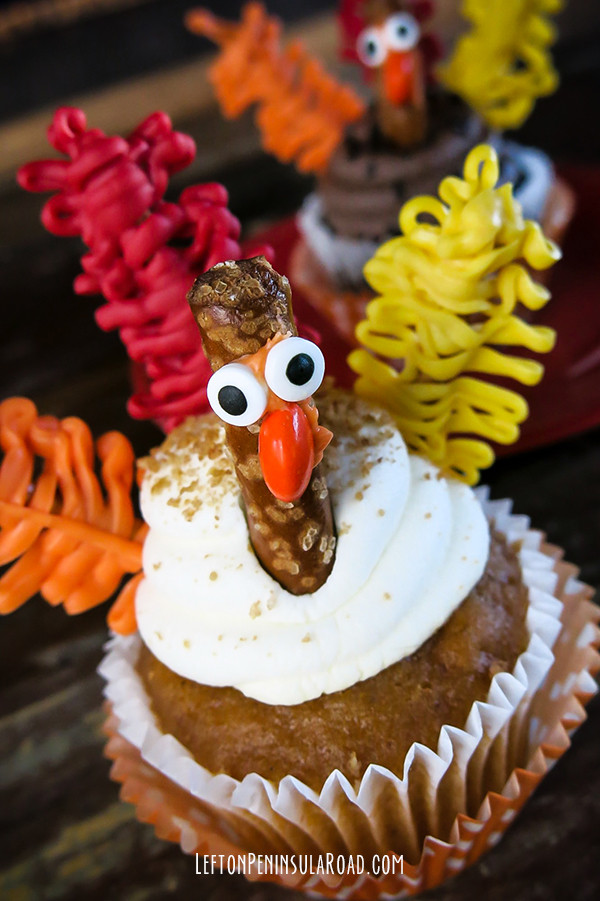 Turkey Cupcakes For Thanksgiving
 Turkey Cupcakes for Thanksgiving The Shabby Creek Cottage